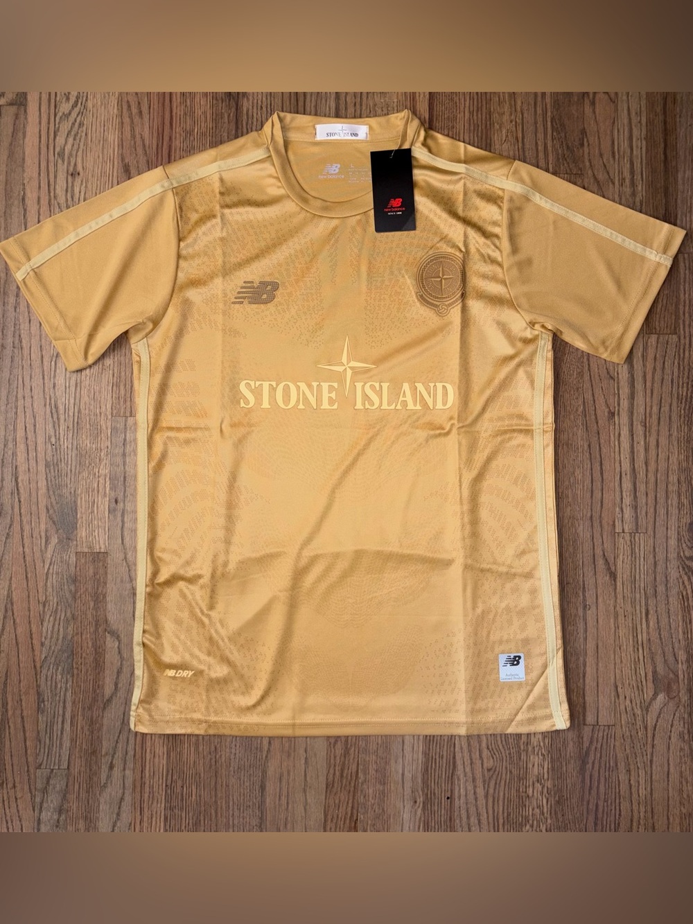 Stone Island x New Balance Men’s Gold Athletic Soccer Jersey size large